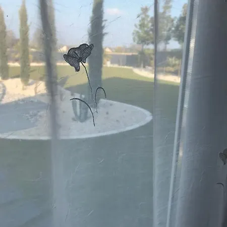 De La Petite Metairie Teloché
